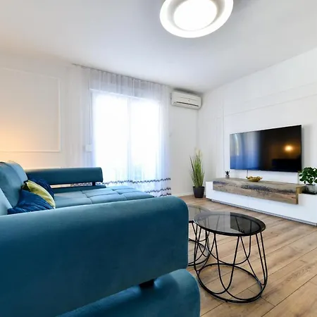 Deluxe Soline Lejlighed