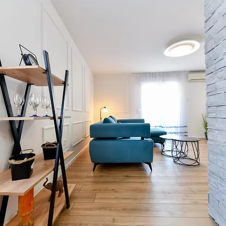 Deluxe Soline * Zara