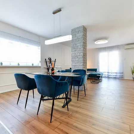 Deluxe Soline Apartmán *